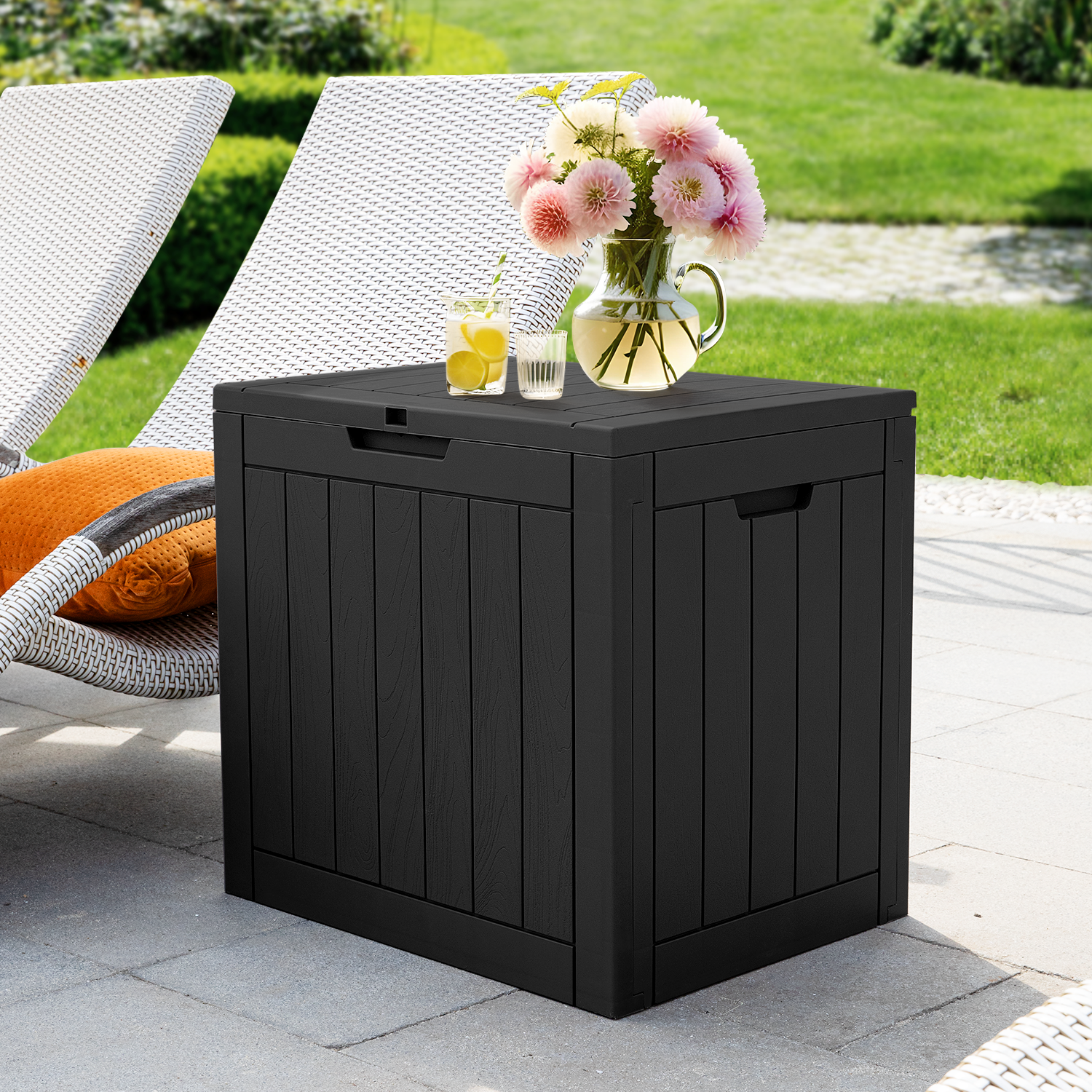 30 Gallon recyclable eco-friendly resin material storage Deck Box